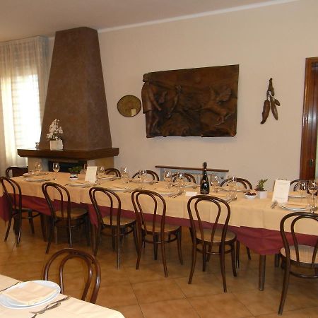 Albergo Miramonti Кастельново-не-Монти Экстерьер фото