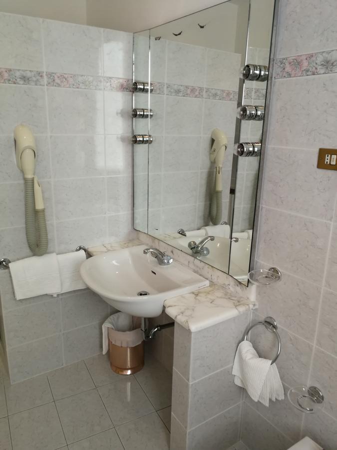 Albergo Miramonti Кастельново-не-Монти Экстерьер фото