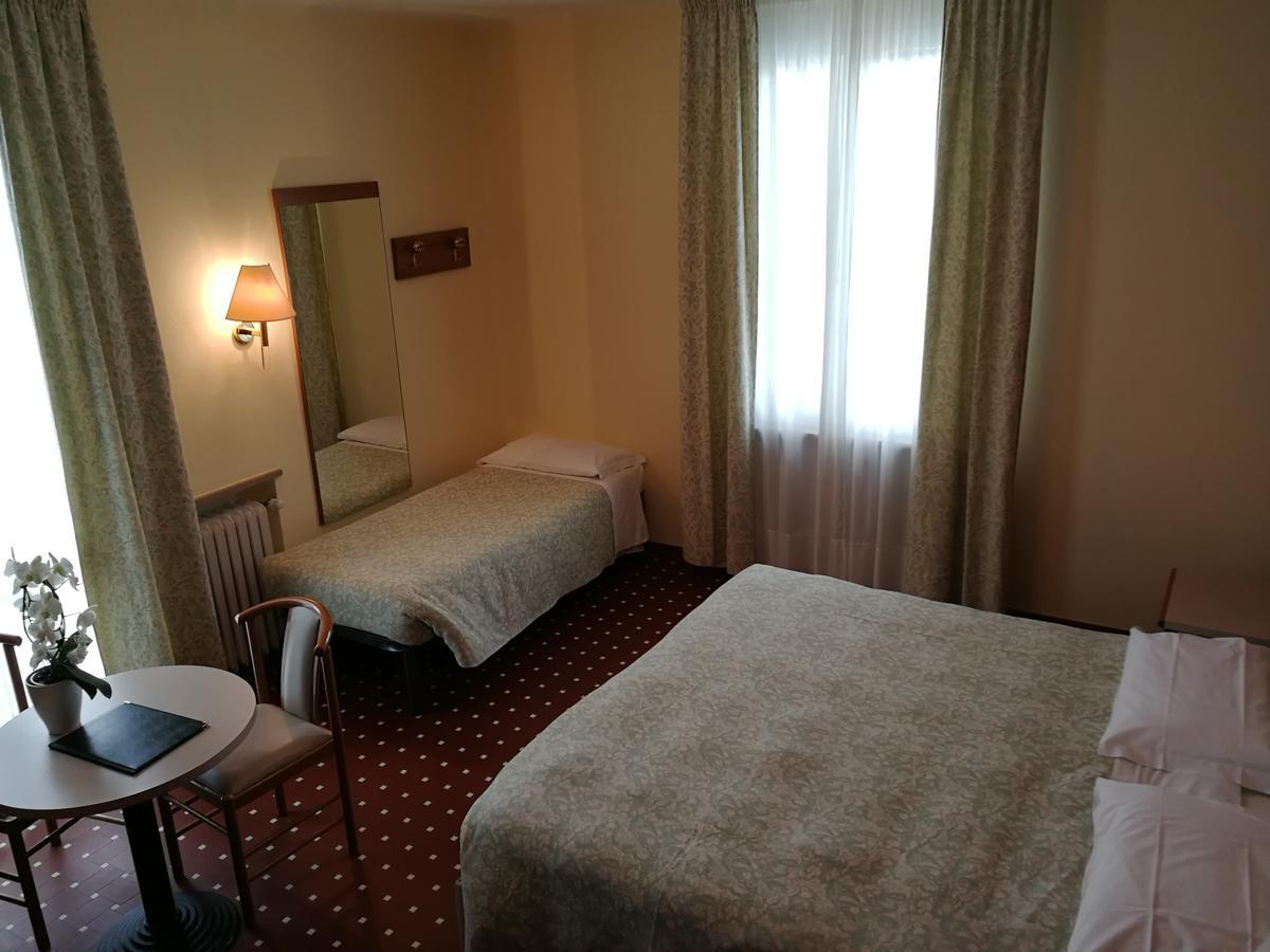 Albergo Miramonti Кастельново-не-Монти Экстерьер фото